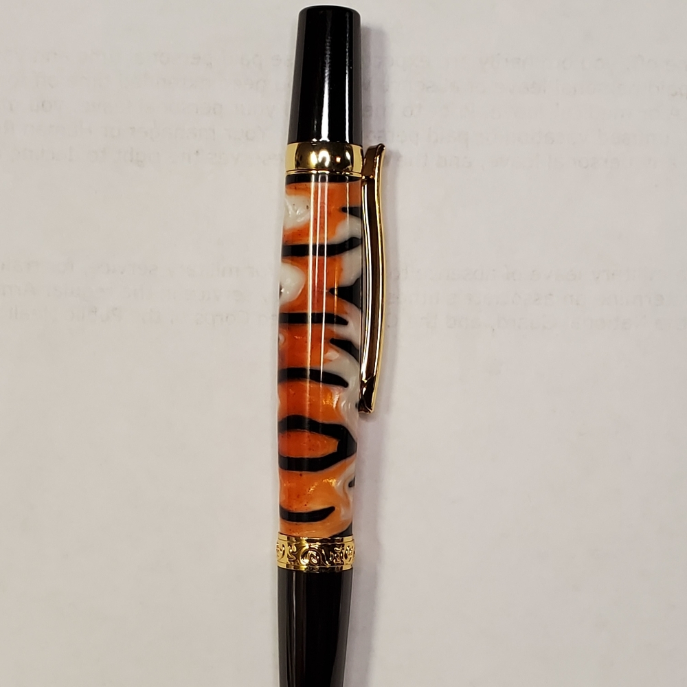 Tiger Striped Elegant Sierra Twist Pen - Gold/Blk